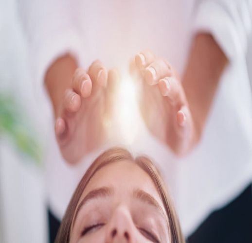 The Magic of Reiki: Understanding its Healing Power and Health Benefits